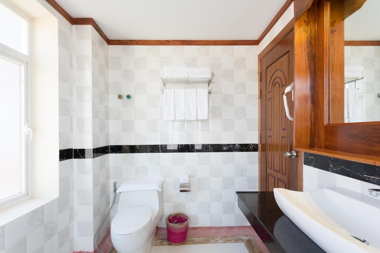 Hotel Okay Palace 4*
